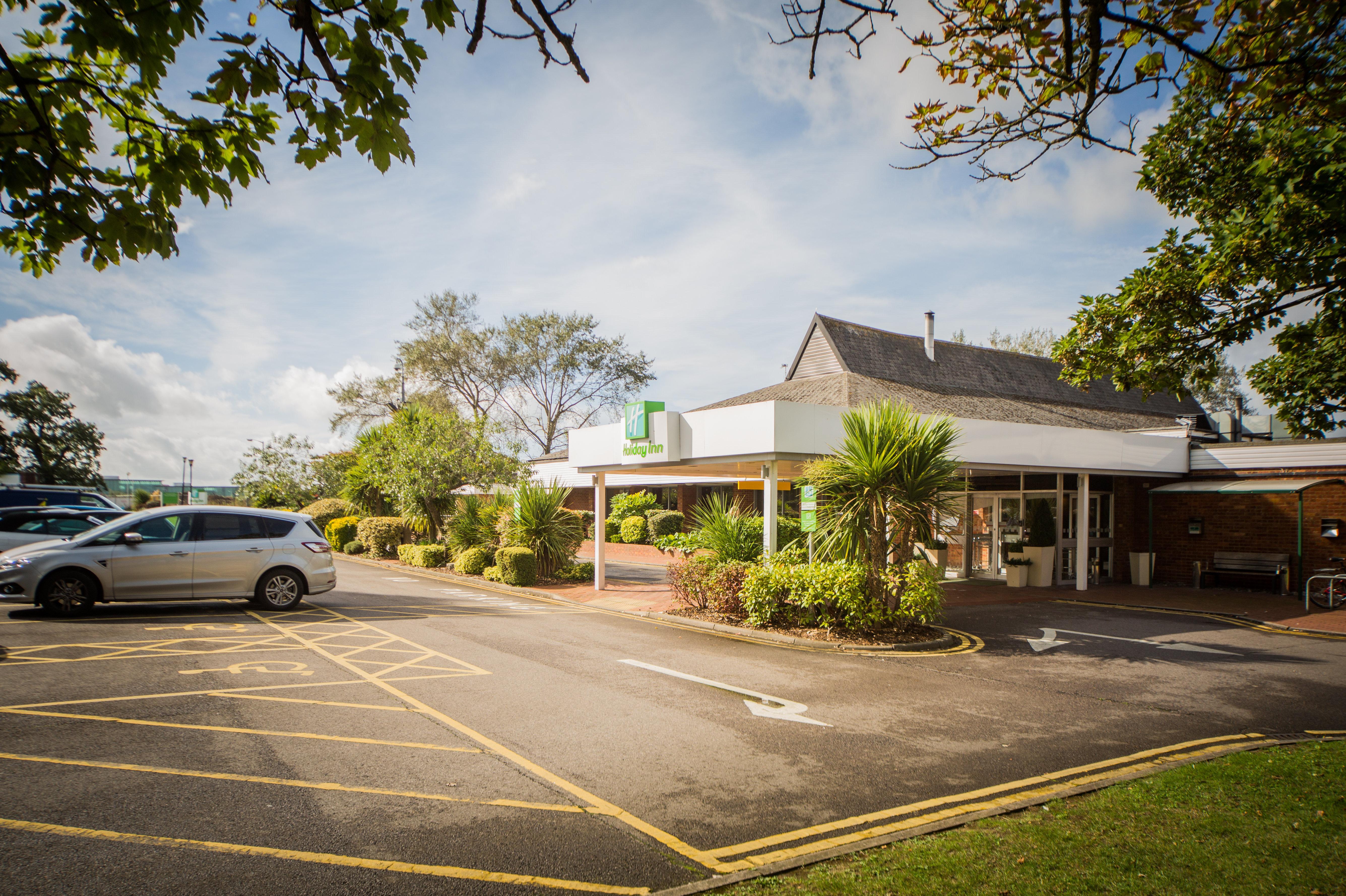 Holiday Inn Reading South M4 Jct 11 By Ihg Bagian luar foto