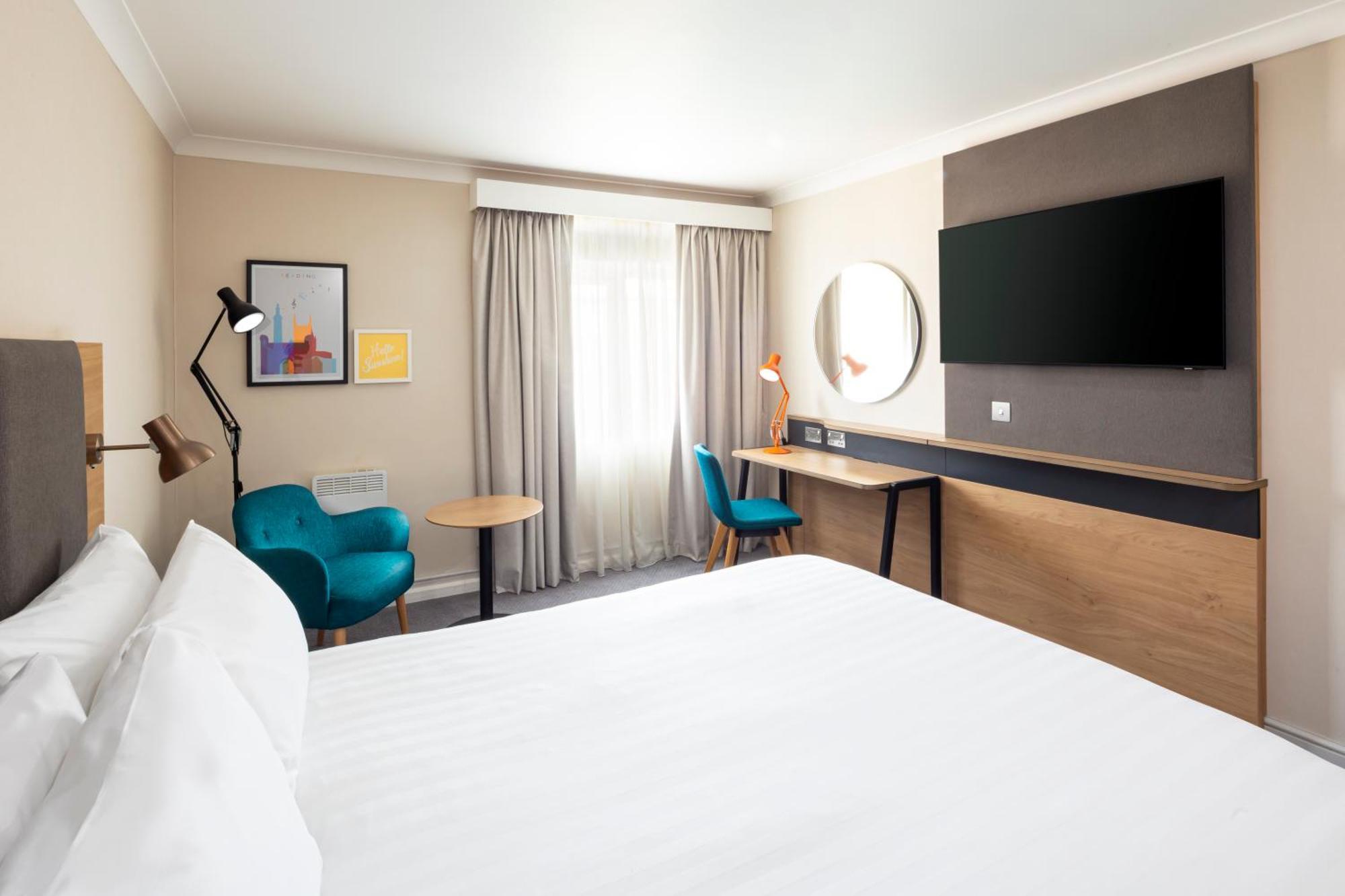 Holiday Inn Reading South M4 Jct 11 By Ihg Bagian luar foto