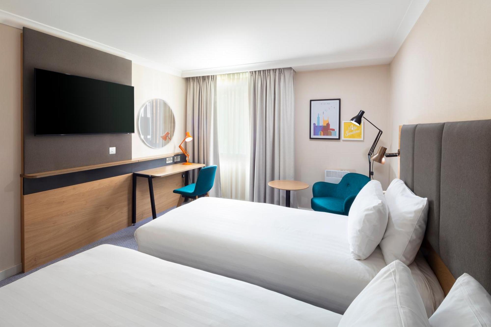 Holiday Inn Reading South M4 Jct 11 By Ihg Bagian luar foto
