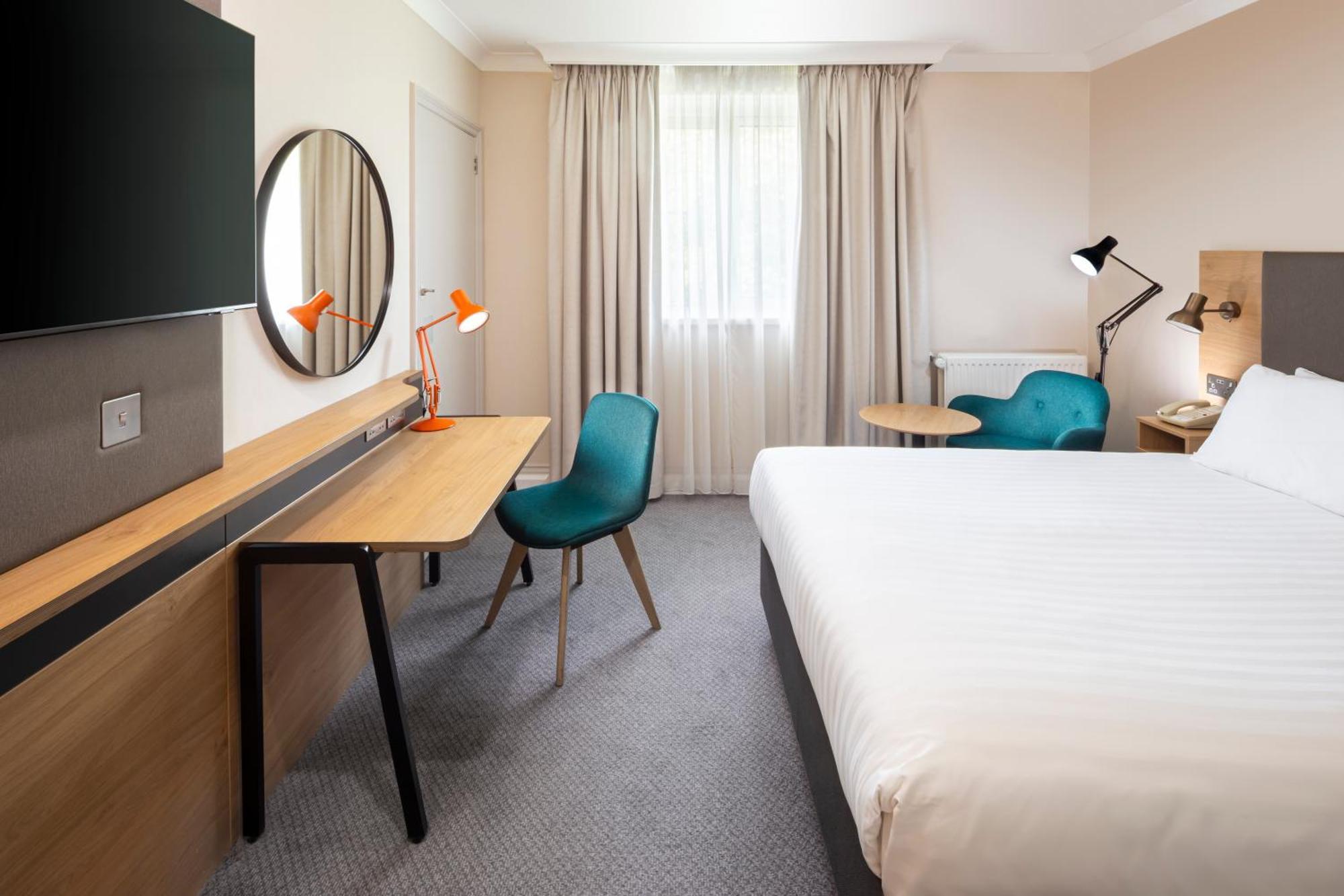 Holiday Inn Reading South M4 Jct 11 By Ihg Bagian luar foto