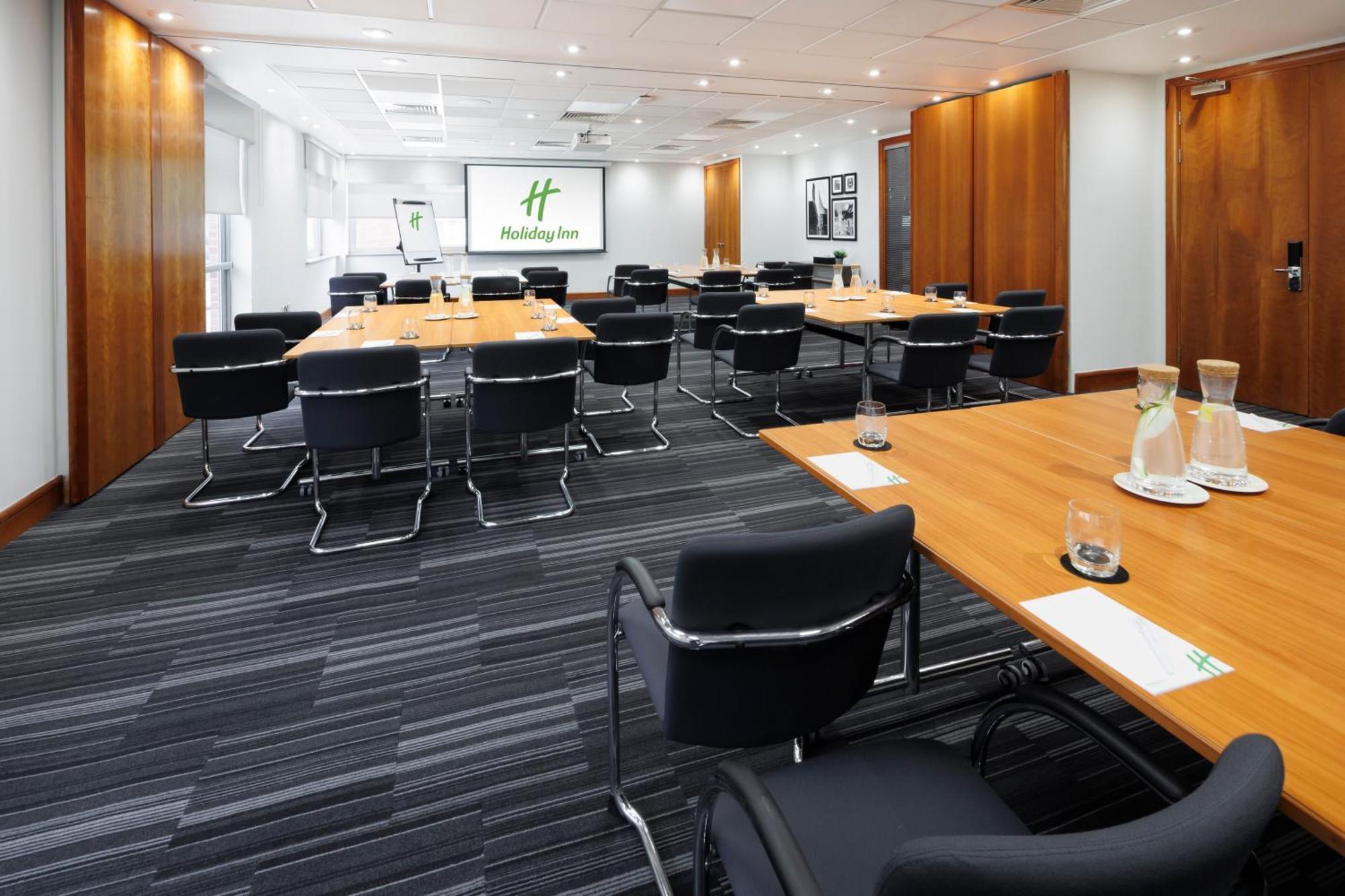 Holiday Inn Reading South M4 Jct 11 By Ihg Bagian luar foto